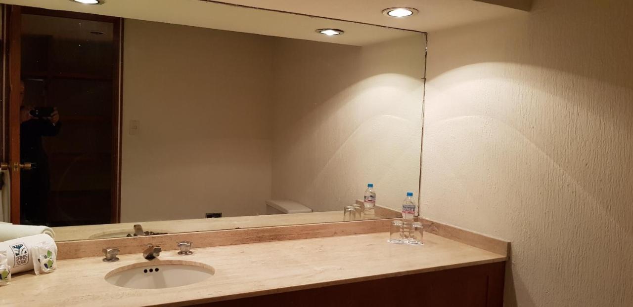 Hotel Finisterre 멕시코 시 외부 사진